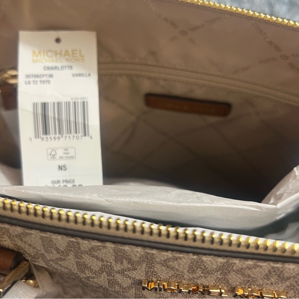 Michael Kors Charlotte Vanilla Logo Large Tote Bag Purse Jet Set New - Picture 8 of 9